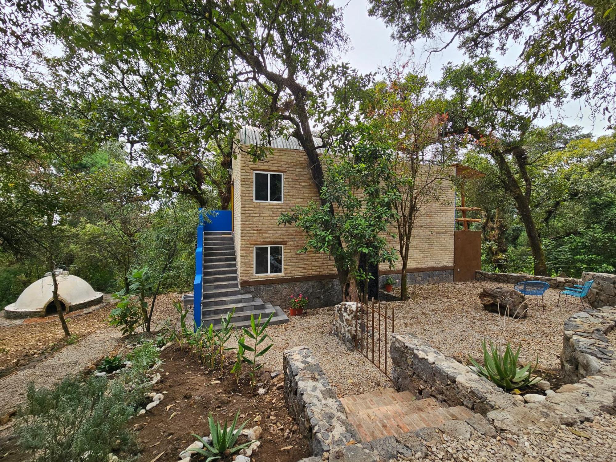 La Cabana Azul Al Fondo Del Bosque De 테포츨란 외부 사진