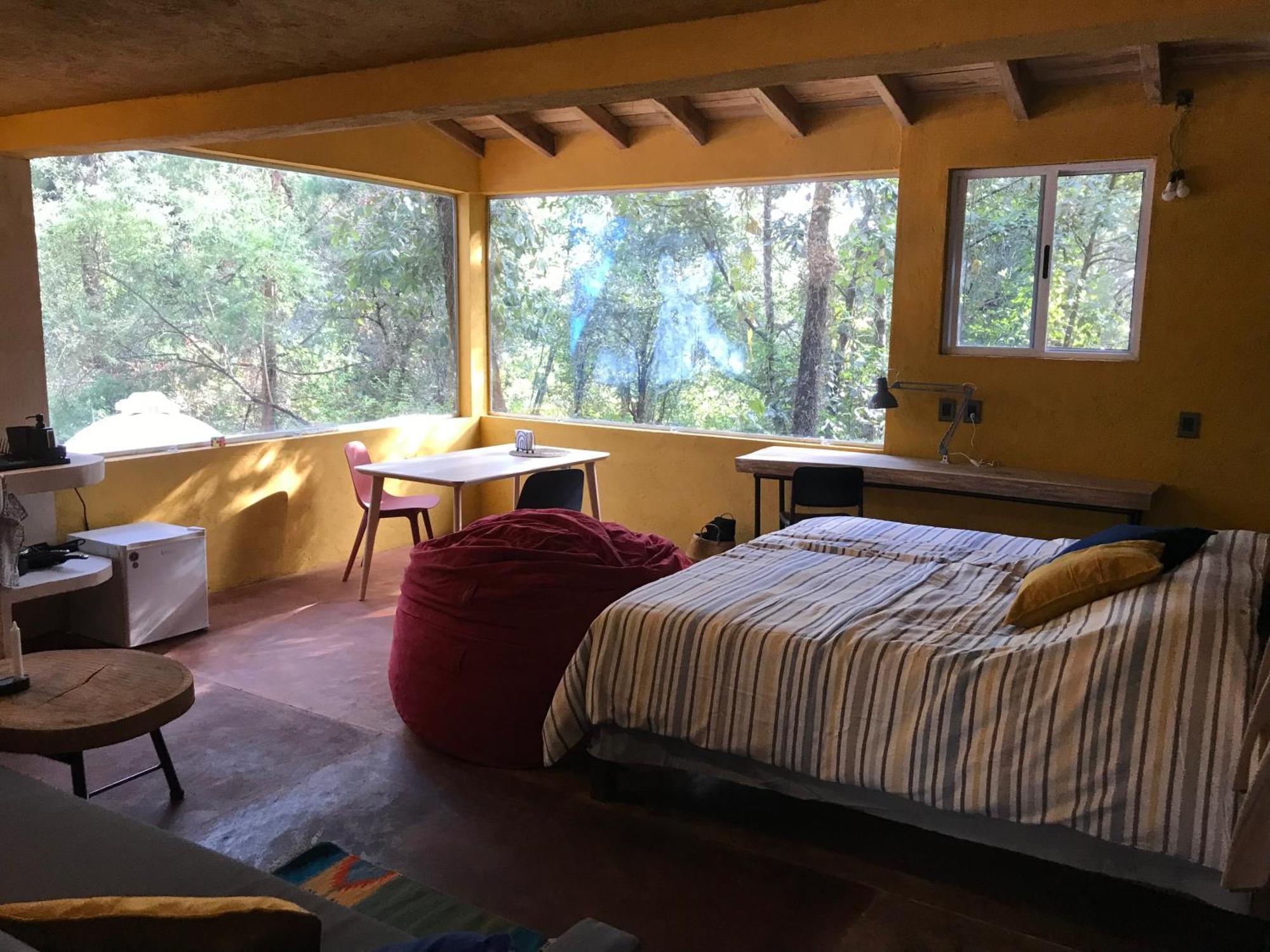 La Cabana Azul Al Fondo Del Bosque De 테포츨란 외부 사진